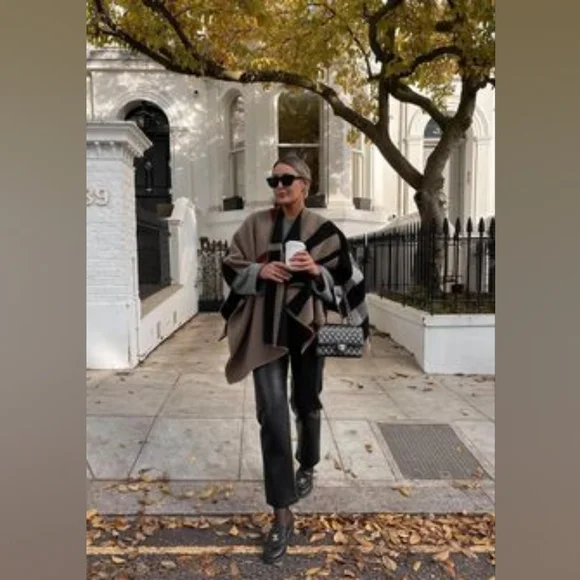 🔥Last 2🔥MANGO Faux leather pants - Picture 10 of 13